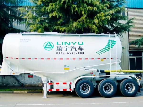 粉罐車夏季保養怎么做？別擔心，凌宇都給您安排上了！